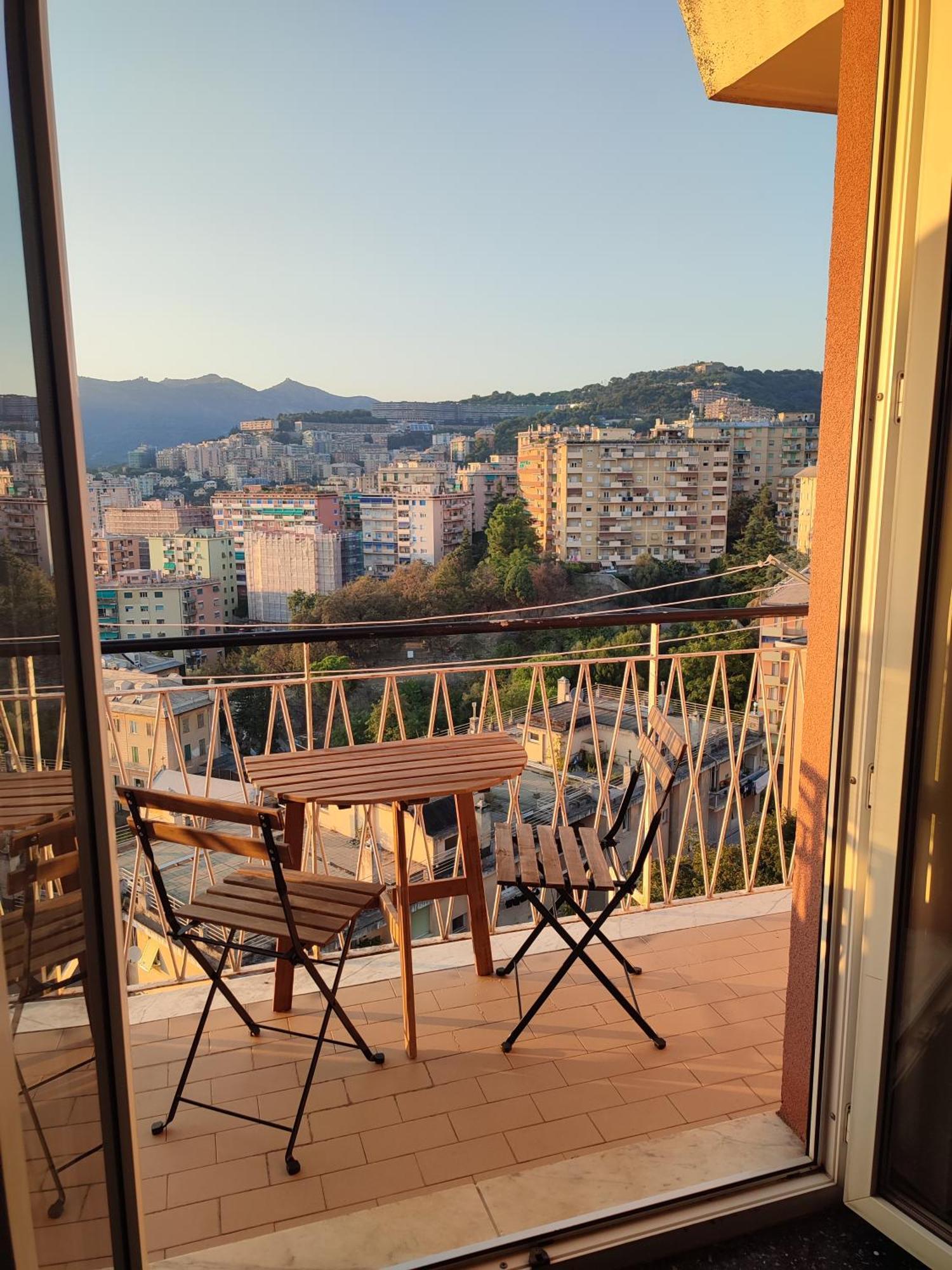 Apartamento Donny Dude Panorama Génova Exterior foto