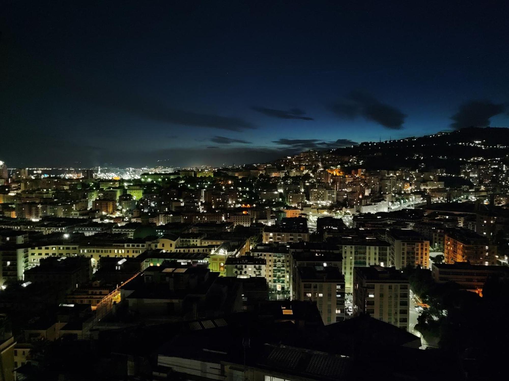 Apartamento Donny Dude Panorama Génova Exterior foto